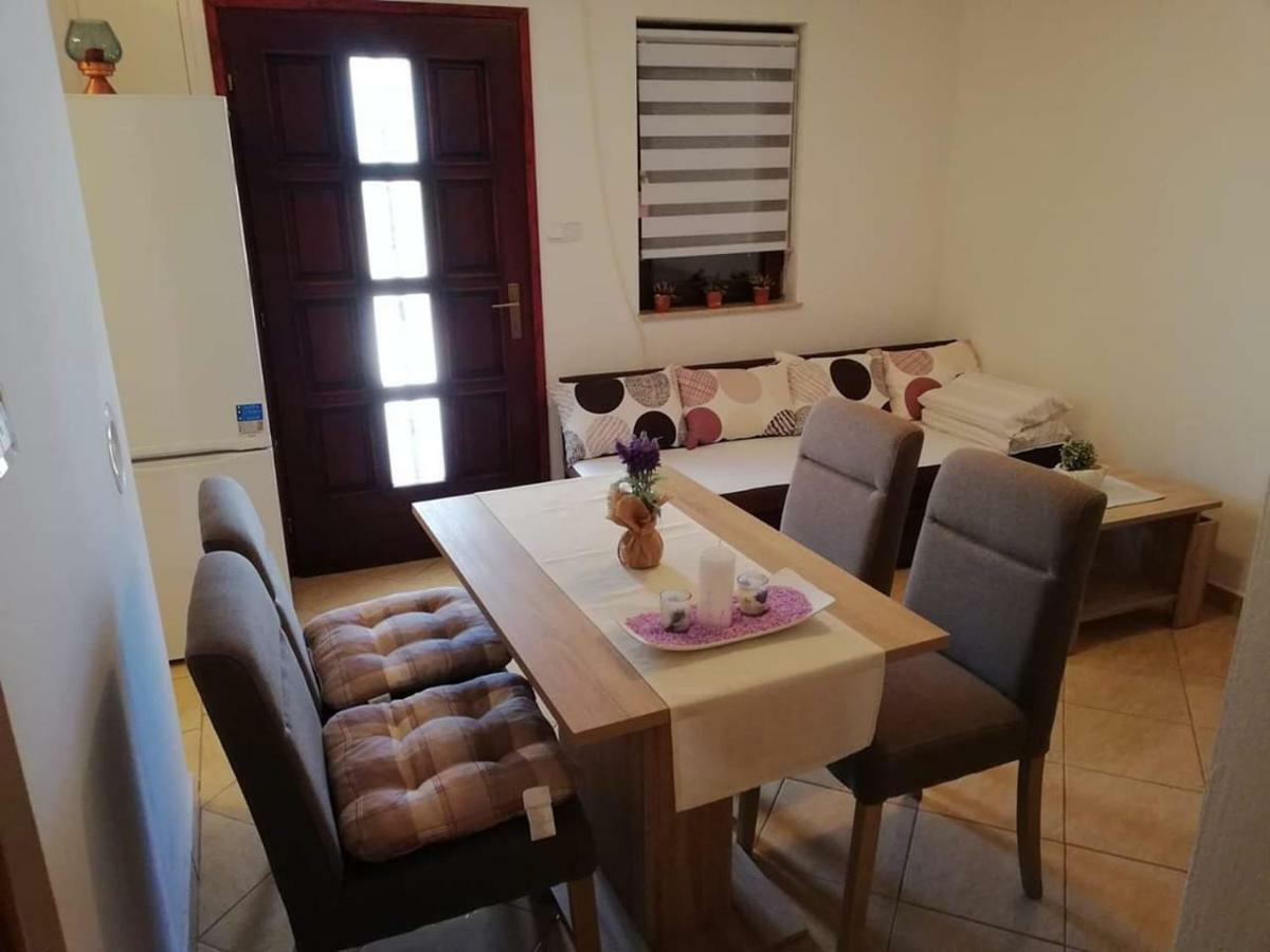 Apartman Pajo Seline Esterno foto